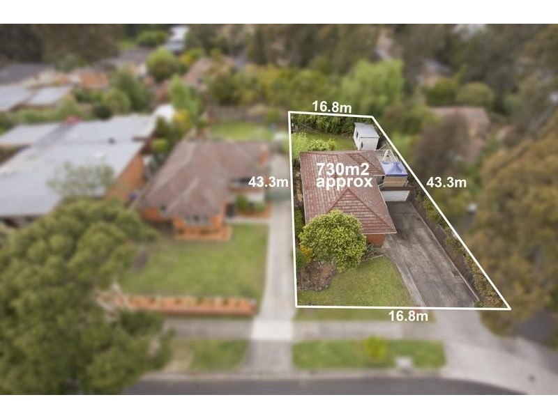 16 Peter Street, Doncaster East VIC 3109