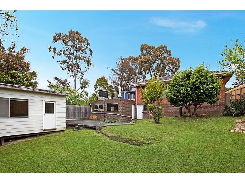 16 Peter Street, Doncaster East VIC 3109