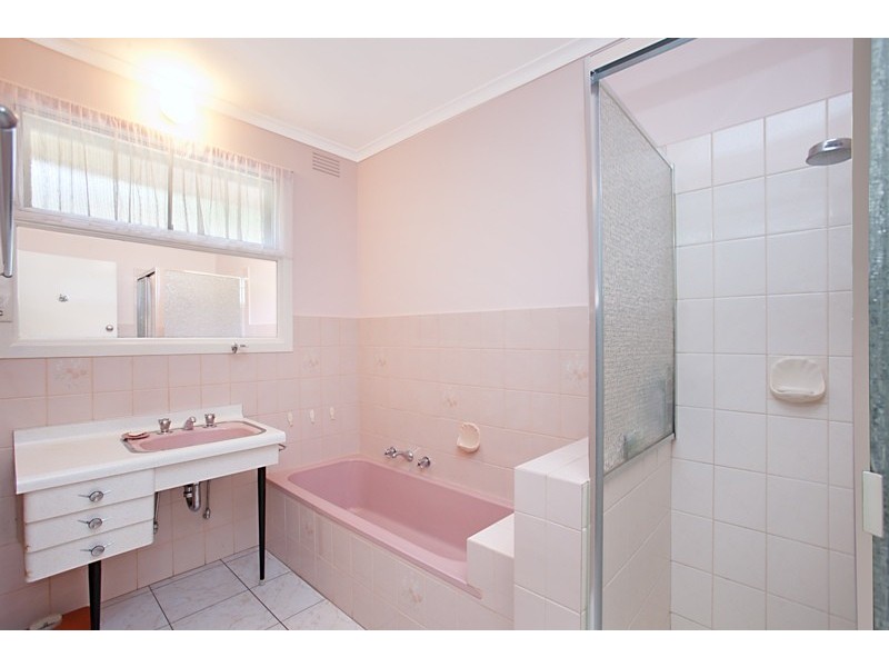 24 Ascot Street, Doncaster East VIC 3109