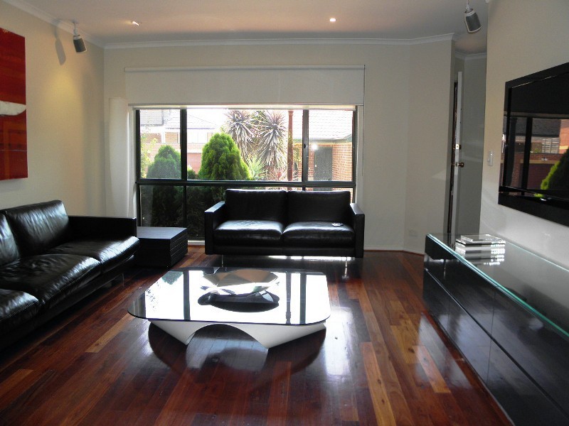 13/27 Cavalier Street, Doncaster East VIC 3109