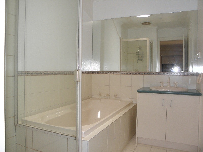 13/27 Cavalier Street, Doncaster East VIC 3109