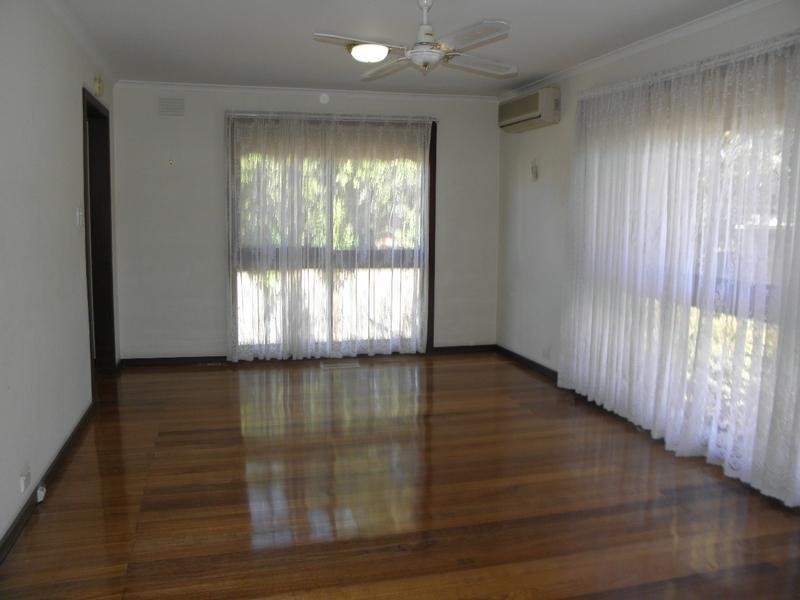 2/122 Church Road, Doncaster VIC 3108