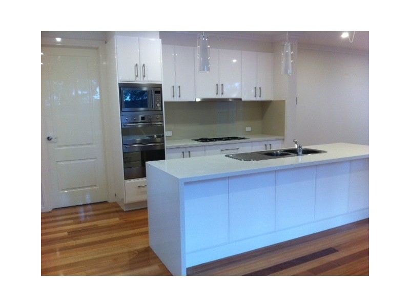 3/3 Elizabeth Street, Doncaster East VIC 3109