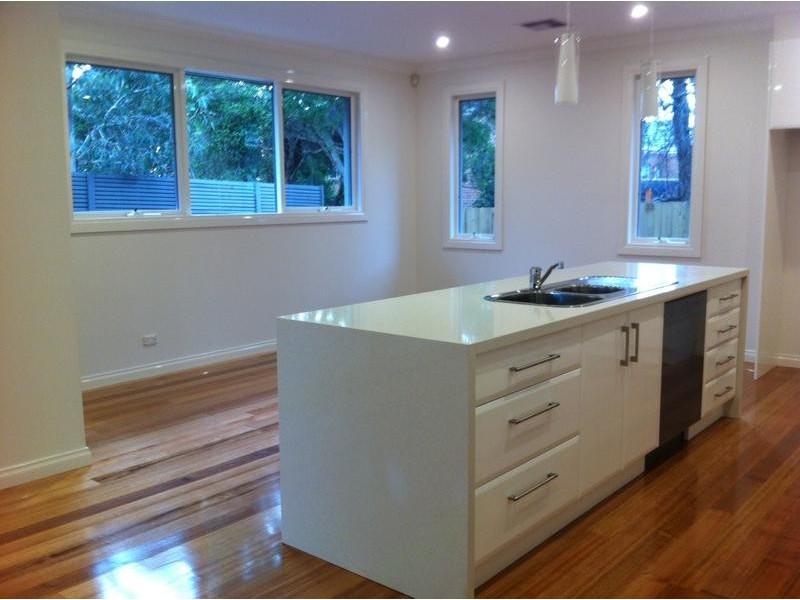 3/3 Elizabeth Street, Doncaster East VIC 3109