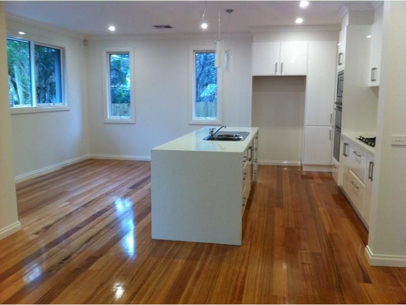 3/3 Elizabeth Street, Doncaster East VIC 3109