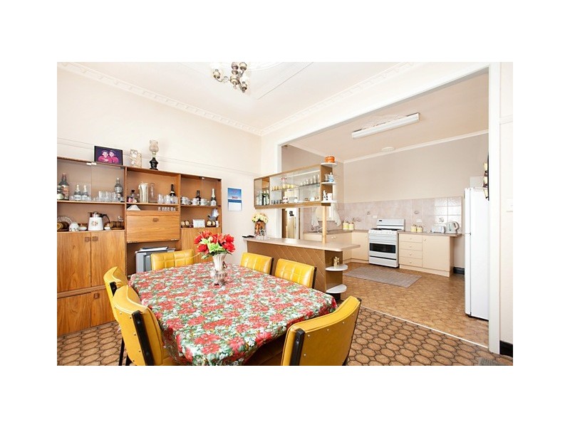 36 Lansdowne Street, Pascoe Vale South VIC 3044