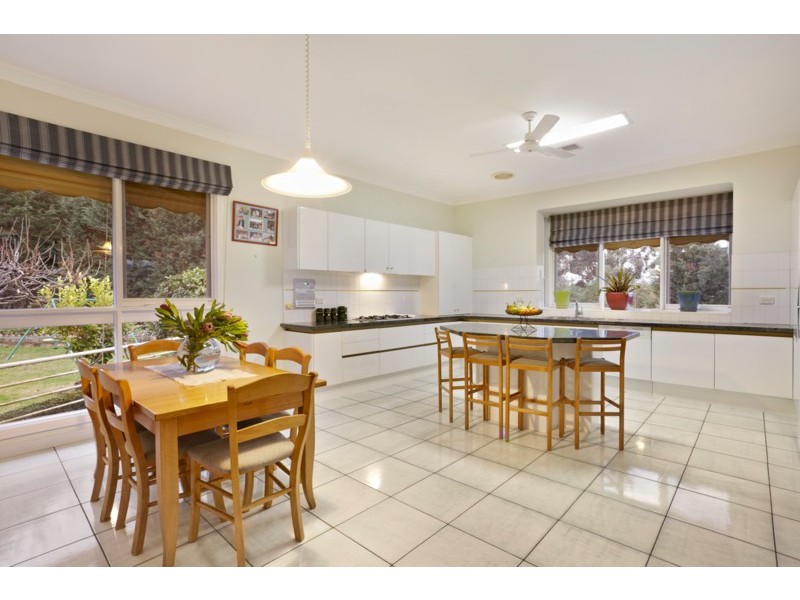 42 Websters Road, Templestowe VIC 3106