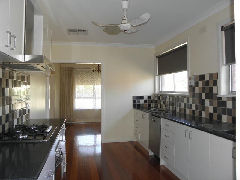 71 Rose Avenue, Templestowe Lower VIC 3107