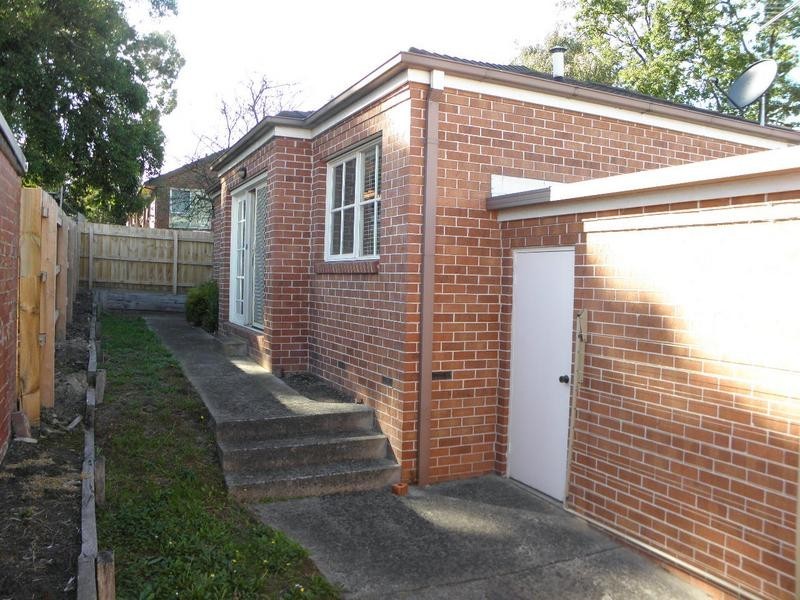 3/9 May Street, Doncaster East VIC 3109