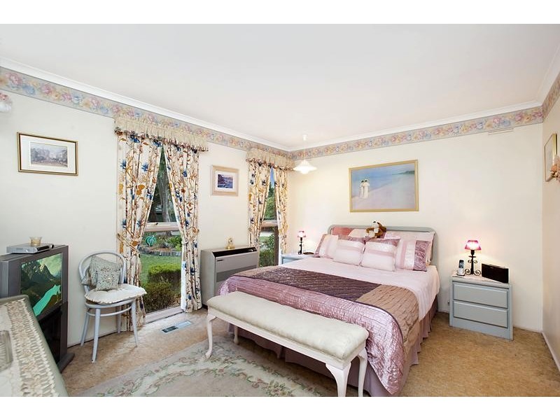 6 Phillipdale Court, Ferntree Gully VIC 3156