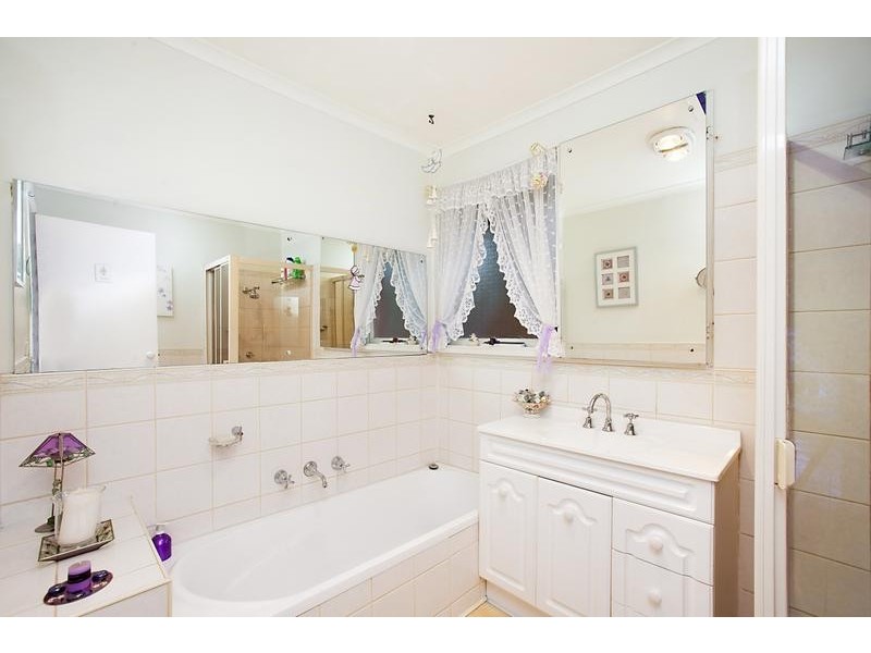 6 Phillipdale Court, Ferntree Gully VIC 3156