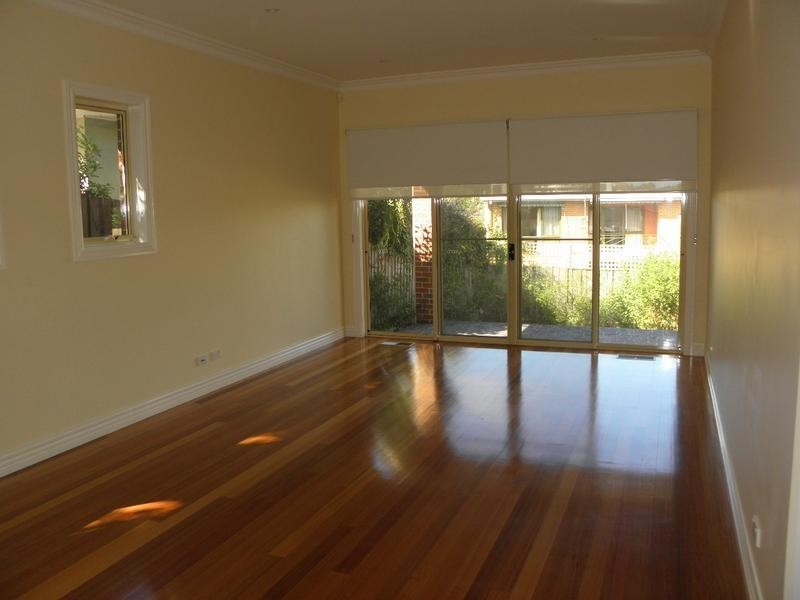 3/6 Nirvana Crescent, Bulleen VIC 3105