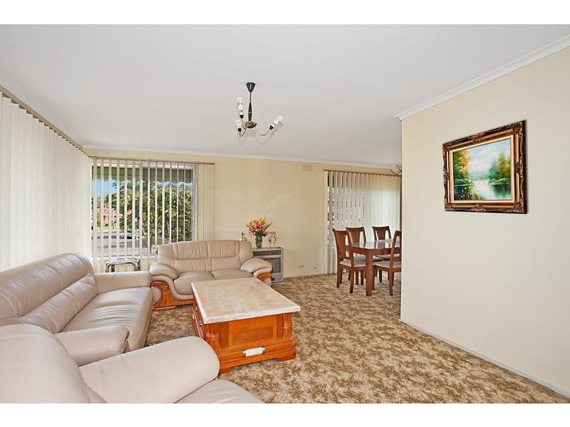 6 Marilyn Street, Doncaster VIC 3108