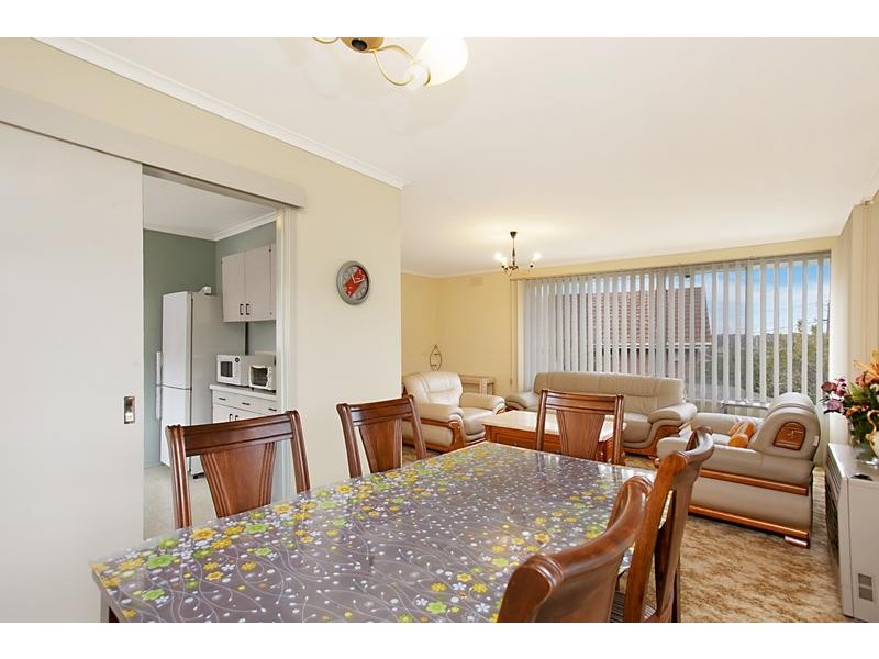 6 Marilyn Street, Doncaster VIC 3108