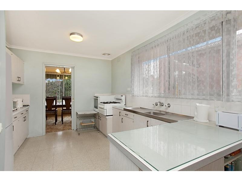 6 Marilyn Street, Doncaster VIC 3108