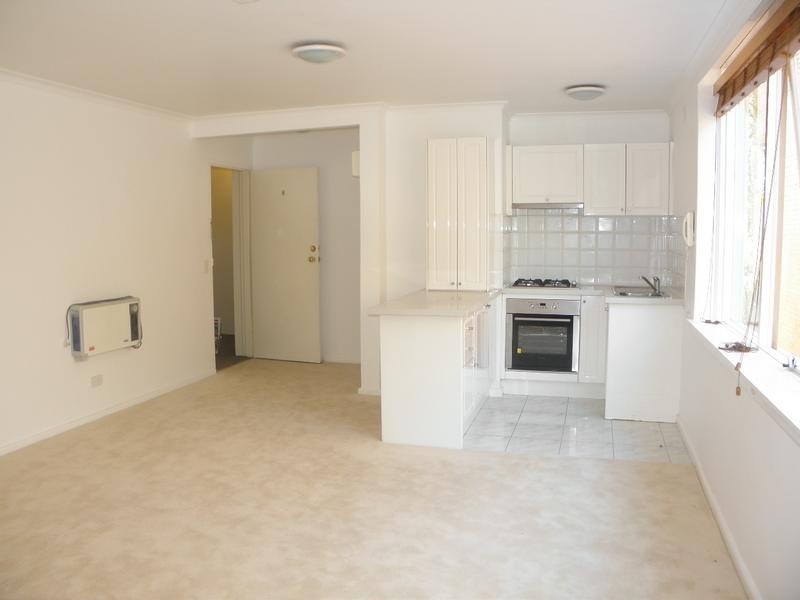 8/102 Millswyn Street, South Yarra VIC 3141