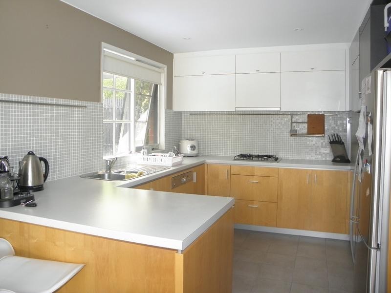 1/10 Bullen Street, Doncaster East VIC 3109