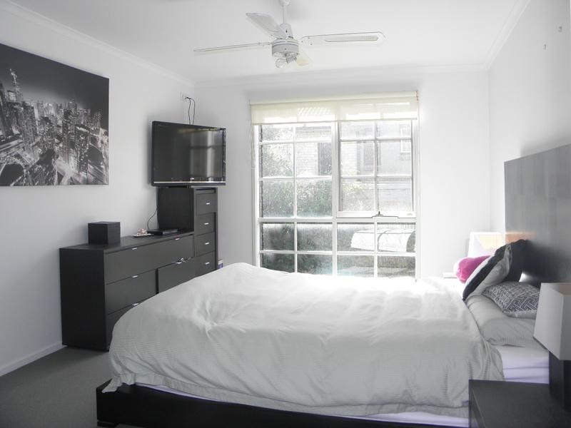 1/10 Bullen Street, Doncaster East VIC 3109
