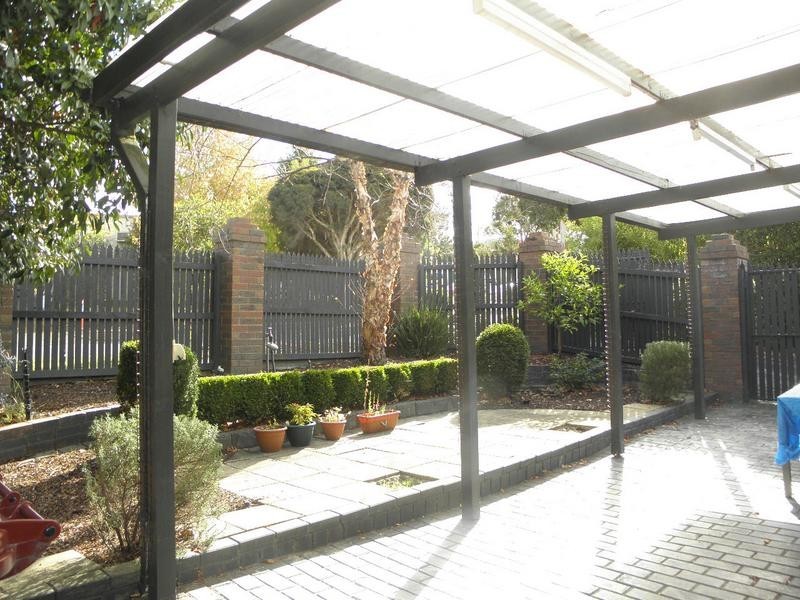 1/10 Bullen Street, Doncaster East VIC 3109