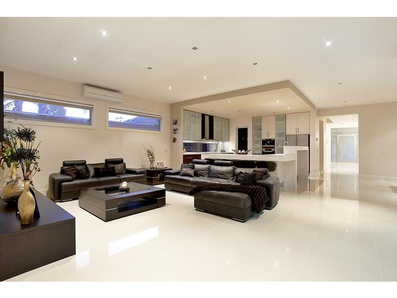 7 Warrs Road, Maribyrnong VIC 3032