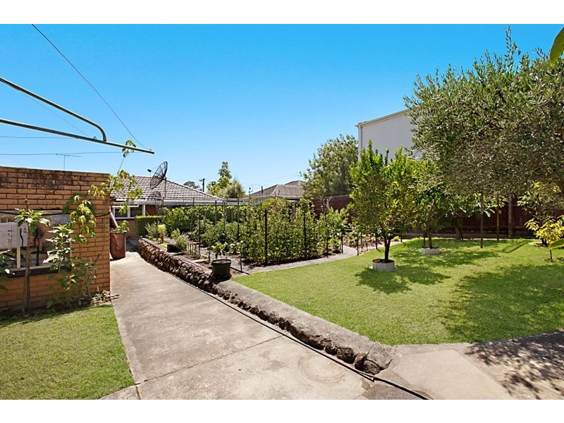 24 Ascot Street, Doncaster East VIC 3109