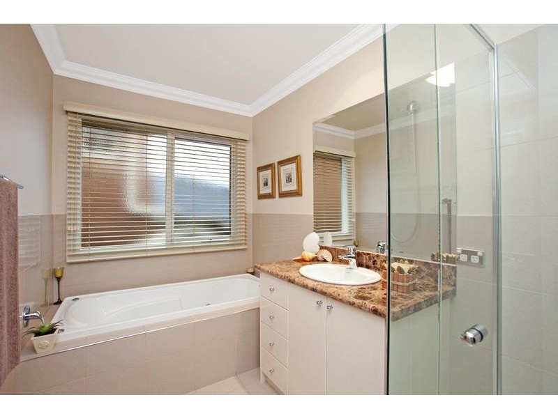 7A Marshall Avenue, Doncaster VIC 3108