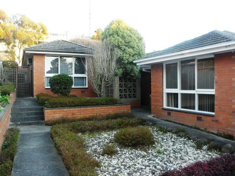 3/12 Firth Street, Doncaster VIC 3108