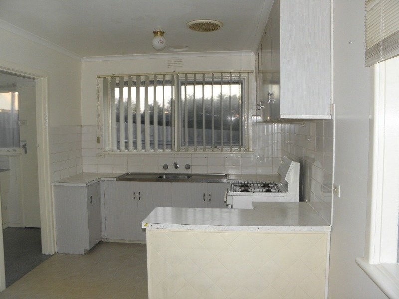 3/12 Firth Street, Doncaster VIC 3108