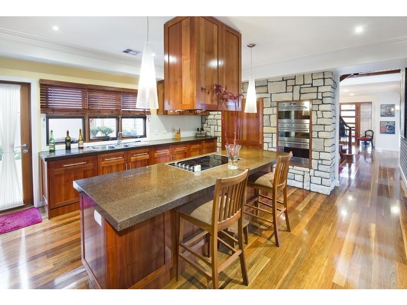 74 Cumberland Drive, Maribyrnong VIC 3032
