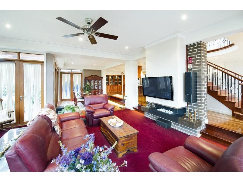 74 Cumberland Drive, Maribyrnong VIC 3032