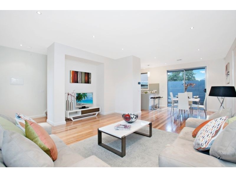 3/4 Ascot Street, Doncaster East VIC 3109