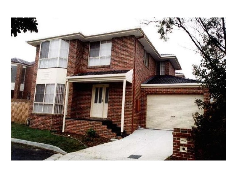 35 Crest Grove, Nunawading VIC 3131