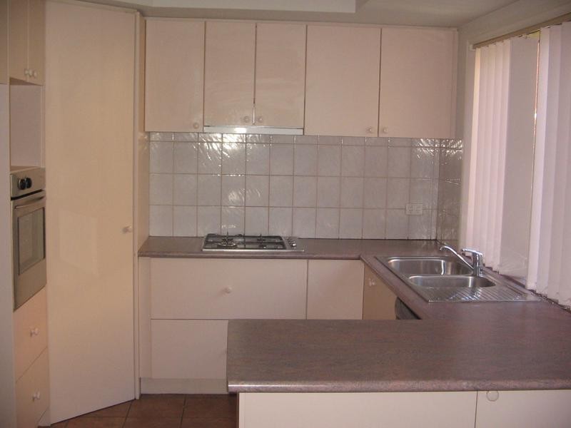 35 Crest Grove, Nunawading VIC 3131