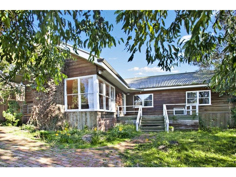 243 Williamsons Road, Templestowe VIC 3106