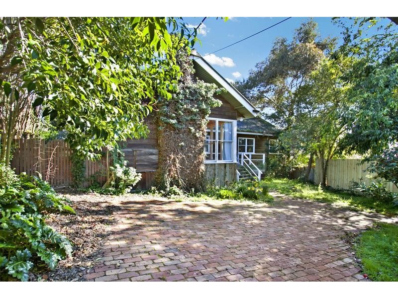 243 Williamsons Road, Templestowe VIC 3106