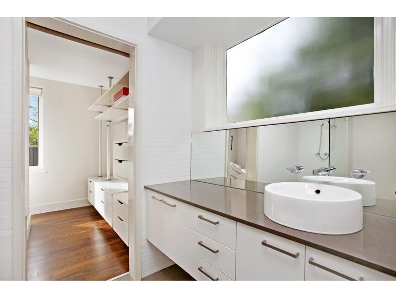 3/167 Kilby Road, Kew East VIC 3102