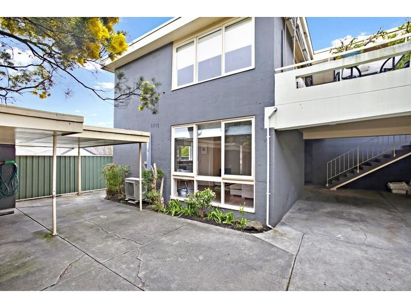 3/167 Kilby Road, Kew East VIC 3102