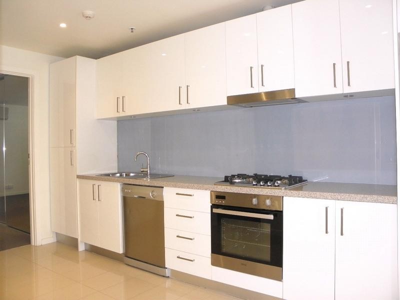 8/13-15 Goodson Street, Doncaster VIC 3108