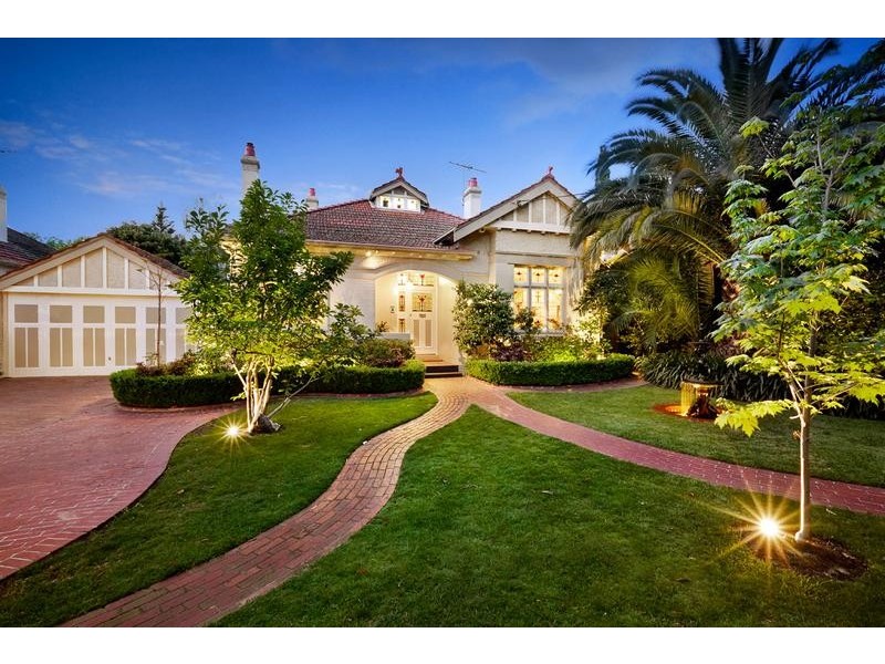 20 Molesworth Street, Kew VIC 3101