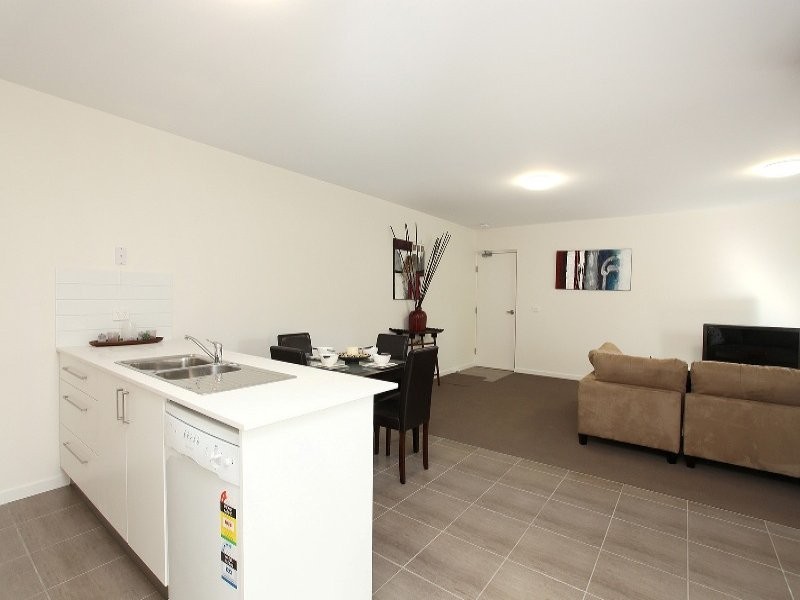 8/42 Sherbrook Avenue, Ringwood VIC 3134