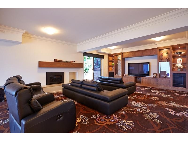 5 Bay Avenue, Mount Eliza VIC 3930