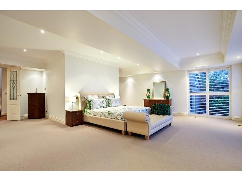 5 Bay Avenue, Mount Eliza VIC 3930