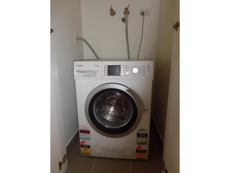 2203/8 Sutherland Street, Melbourne VIC 3000