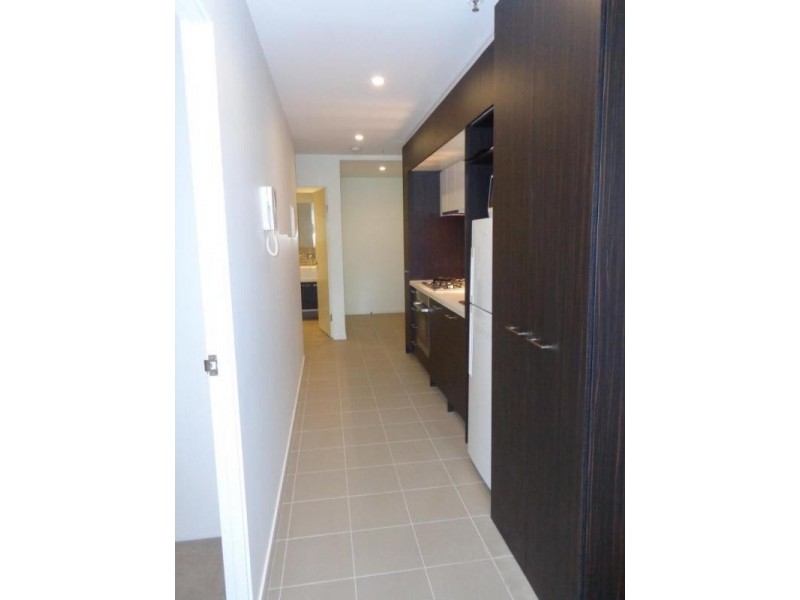 703/8 Sutherland Street, Melbourne VIC 3000