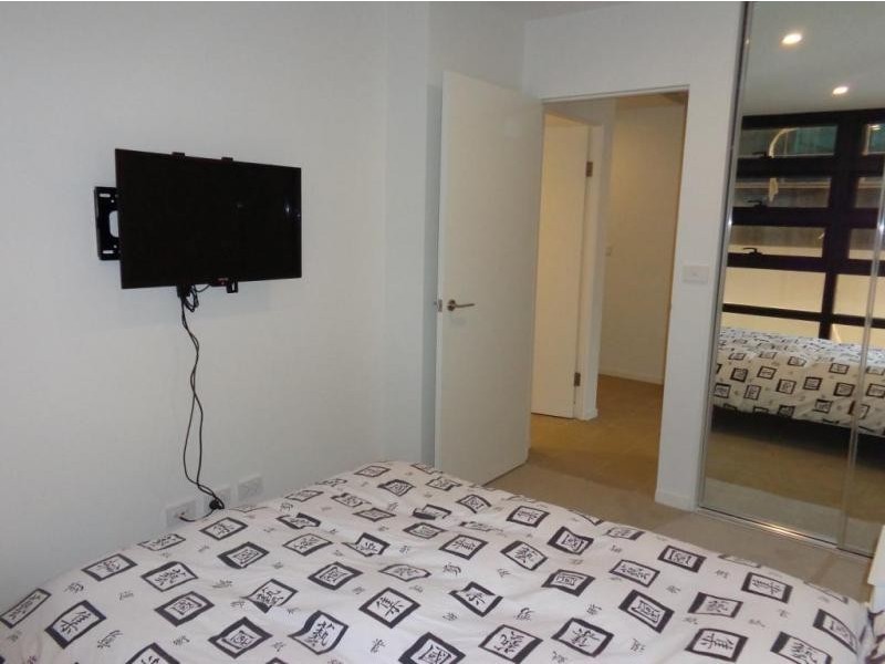 703/8 Sutherland Street, Melbourne VIC 3000