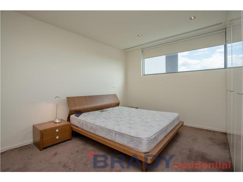 2402/25-33 Wills Street, Melbourne VIC 3000