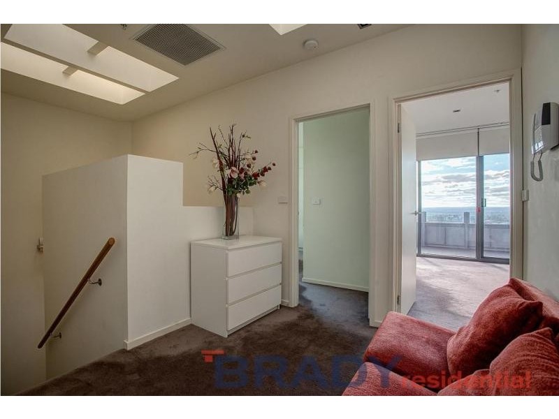 2402/25-33 Wills Street, Melbourne VIC 3000