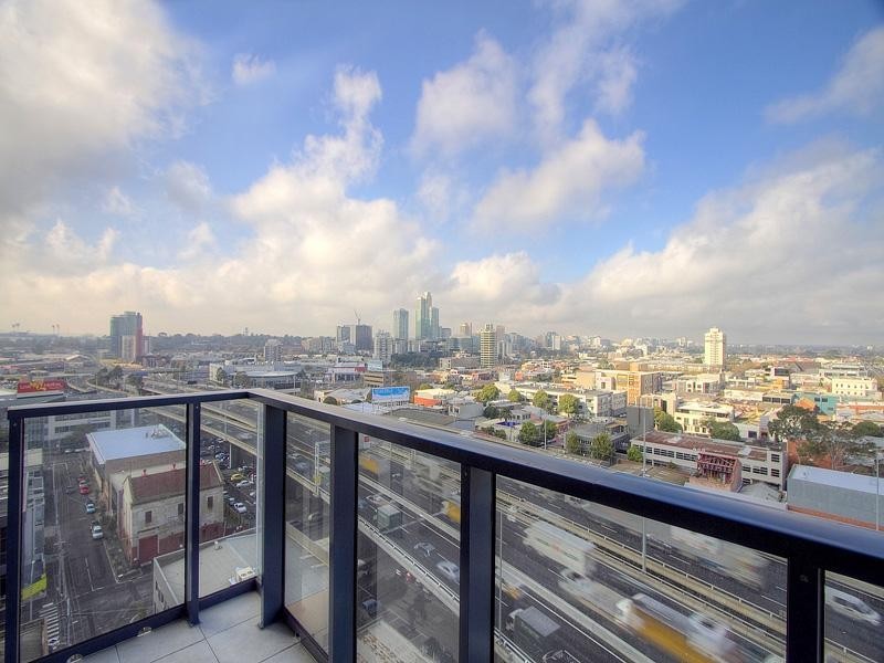 1301/109 Clarendon Street, Southbank VIC 3006