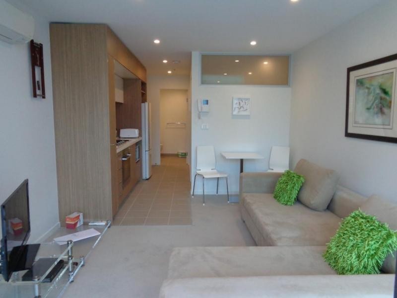 1207/5 Sutherland Street, Melbourne VIC 3000