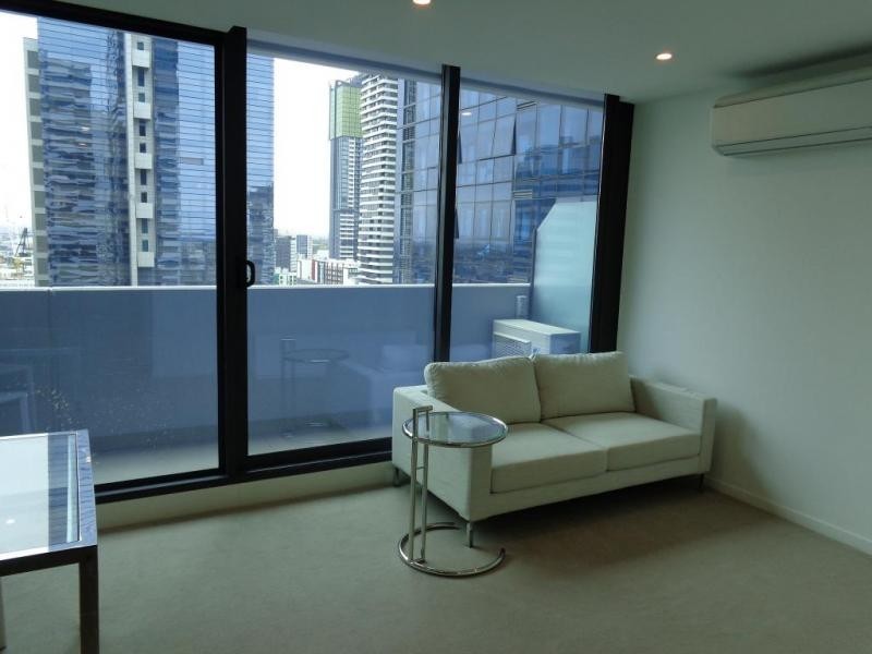 2102/5 Sutherland Street, Melbourne VIC 3000